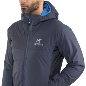 Arc'teryx Men's Atom LT Navy Jacket